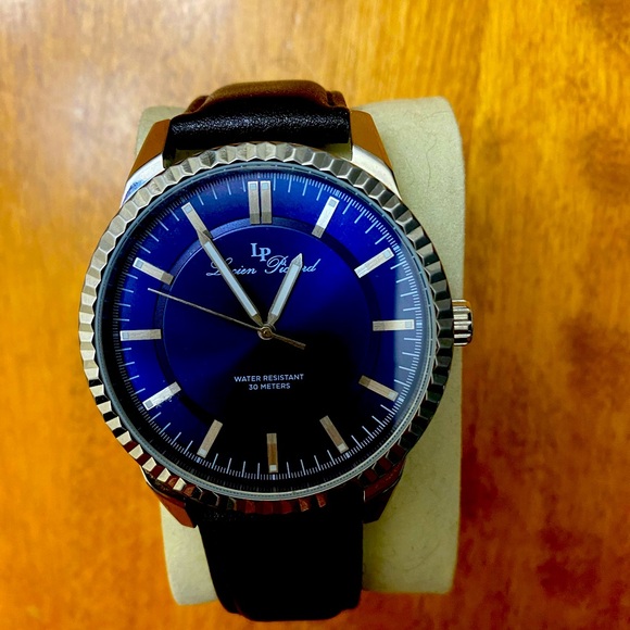 Lucien Picard Gents Wristwatch Blue w/ black leather band - Picture 1 of 4